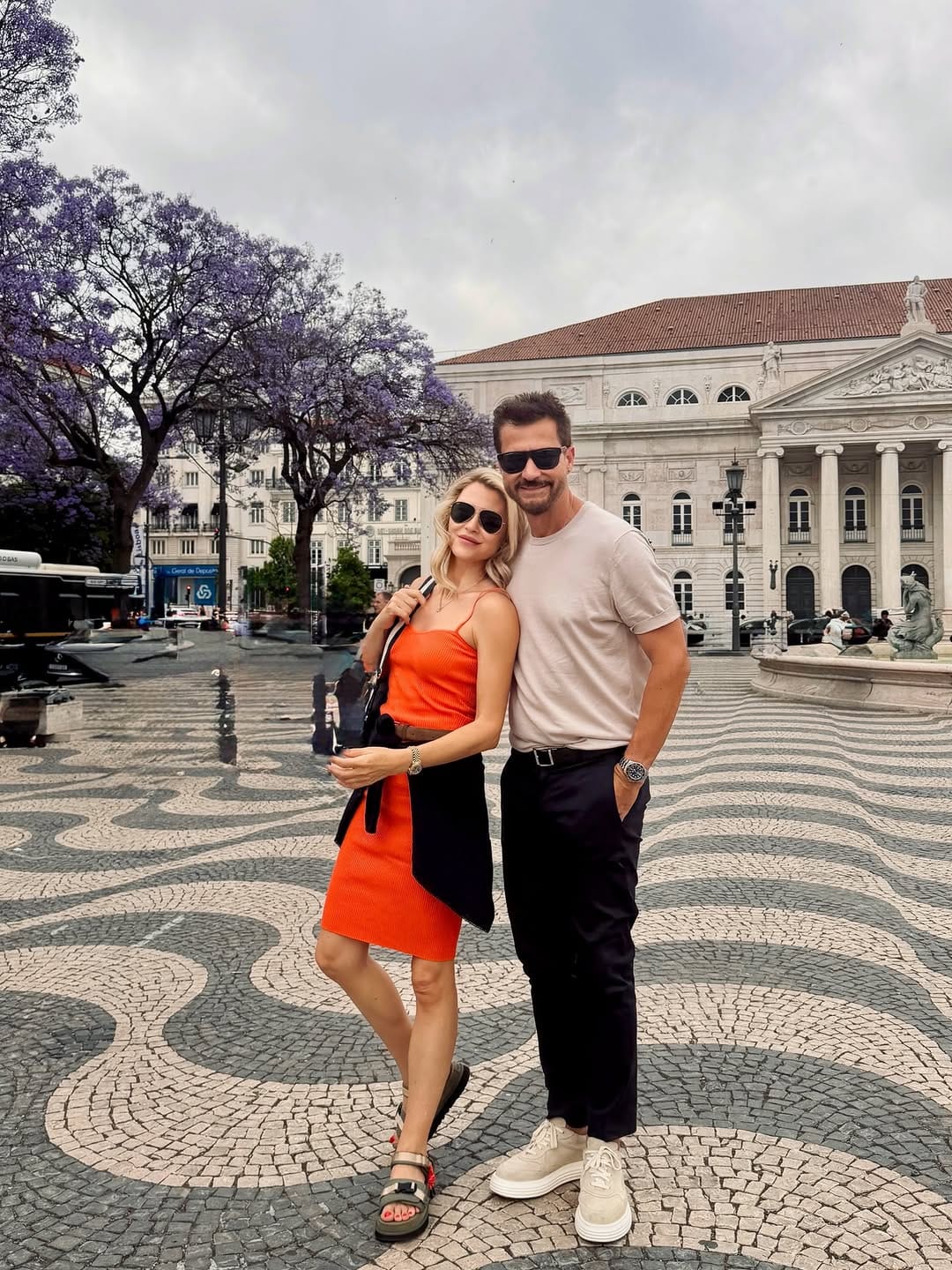 Post 4 by Dr. Cem Karas on Instagram (carousel)