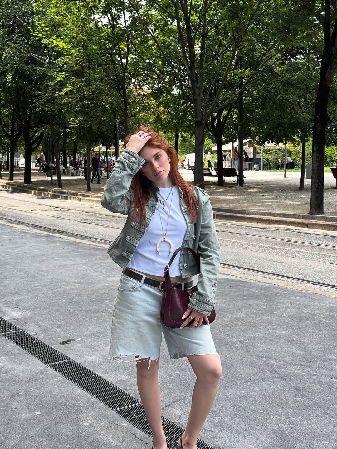 Post 3 by ʟᴀ sʜᴇᴀᴠᴇs on Instagram (carousel)