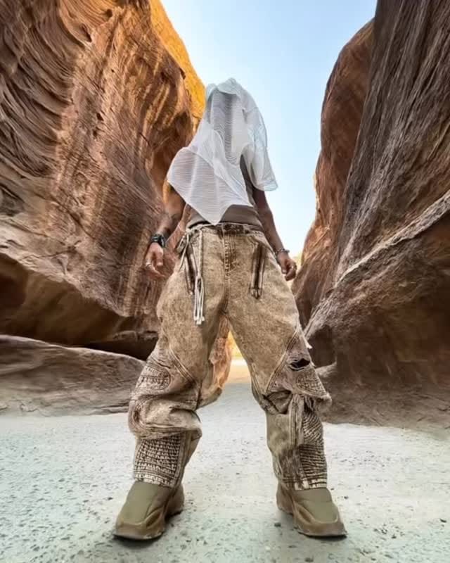 Post 8 by Lissy Liss on Instagram (video)
