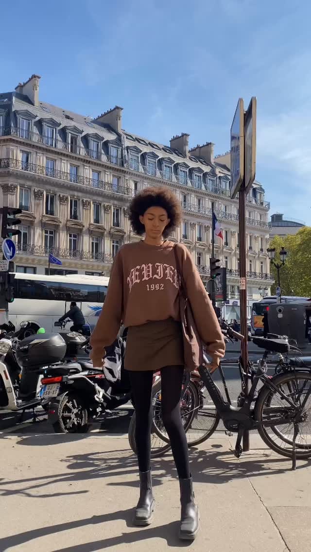 Post 4 by Mel Cervantes on Instagram (video)