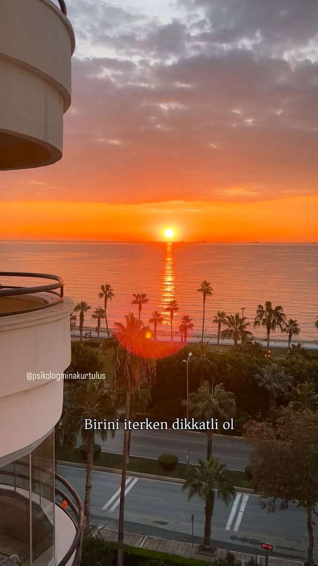 Post 7 by Uzm. Klinik Psikolog Mina Kurtuluş Mersin on Instagram (video)