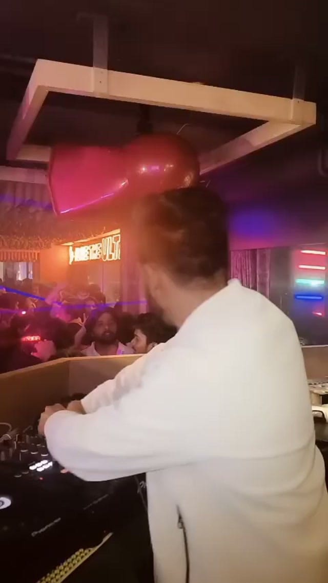 Post 1 by Hyder Ali Khan on Instagram (video)