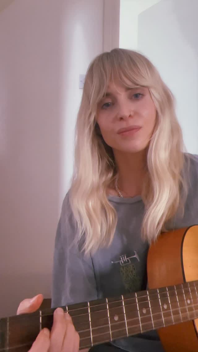 Post 2 by Kyla la Grange on Instagram (video)
