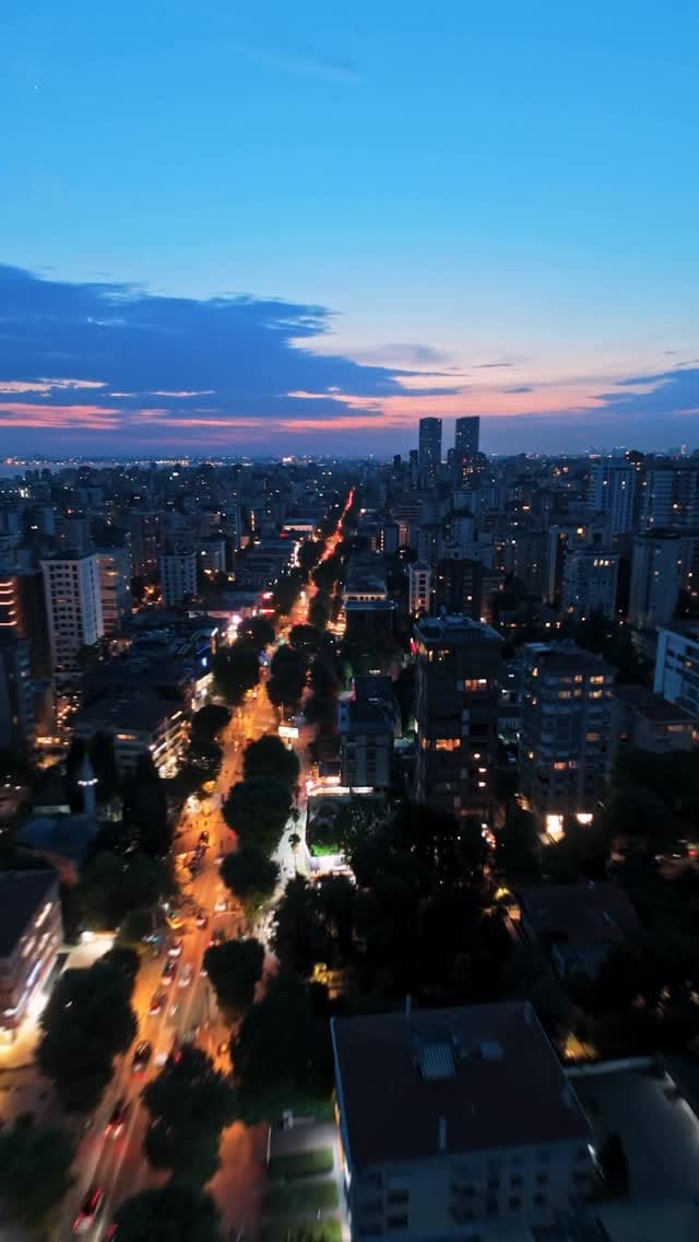 Post 8 by Op.Dr. Alper Eskalen on Instagram (video)