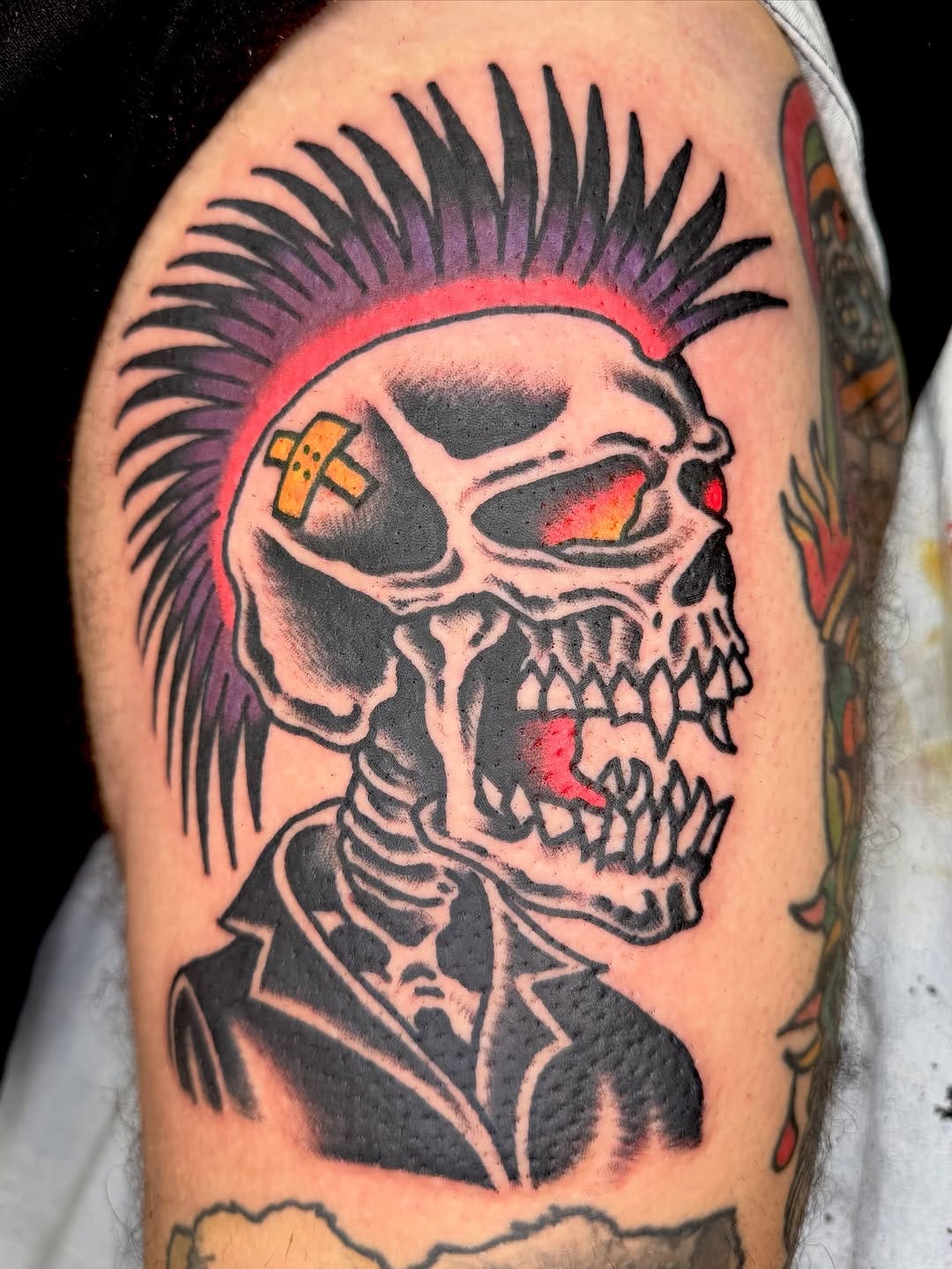 Post 2 by 8 BALL TATTOO PARLOR on Instagram (image)