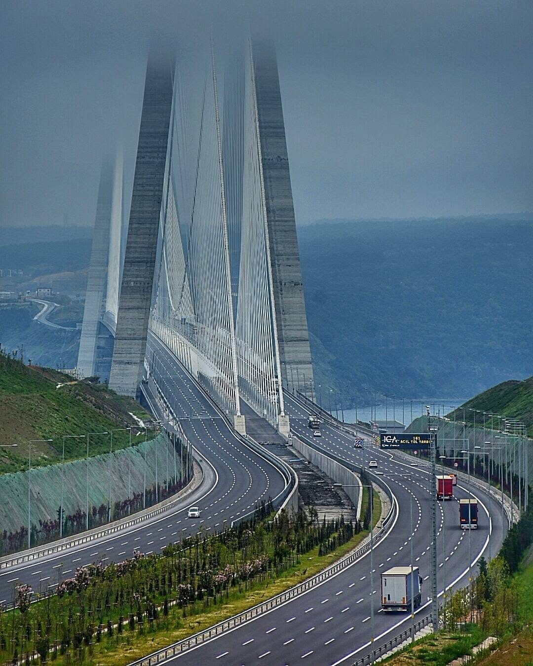 Post 10 by Yeşim 🇹🇷 on Instagram (image)