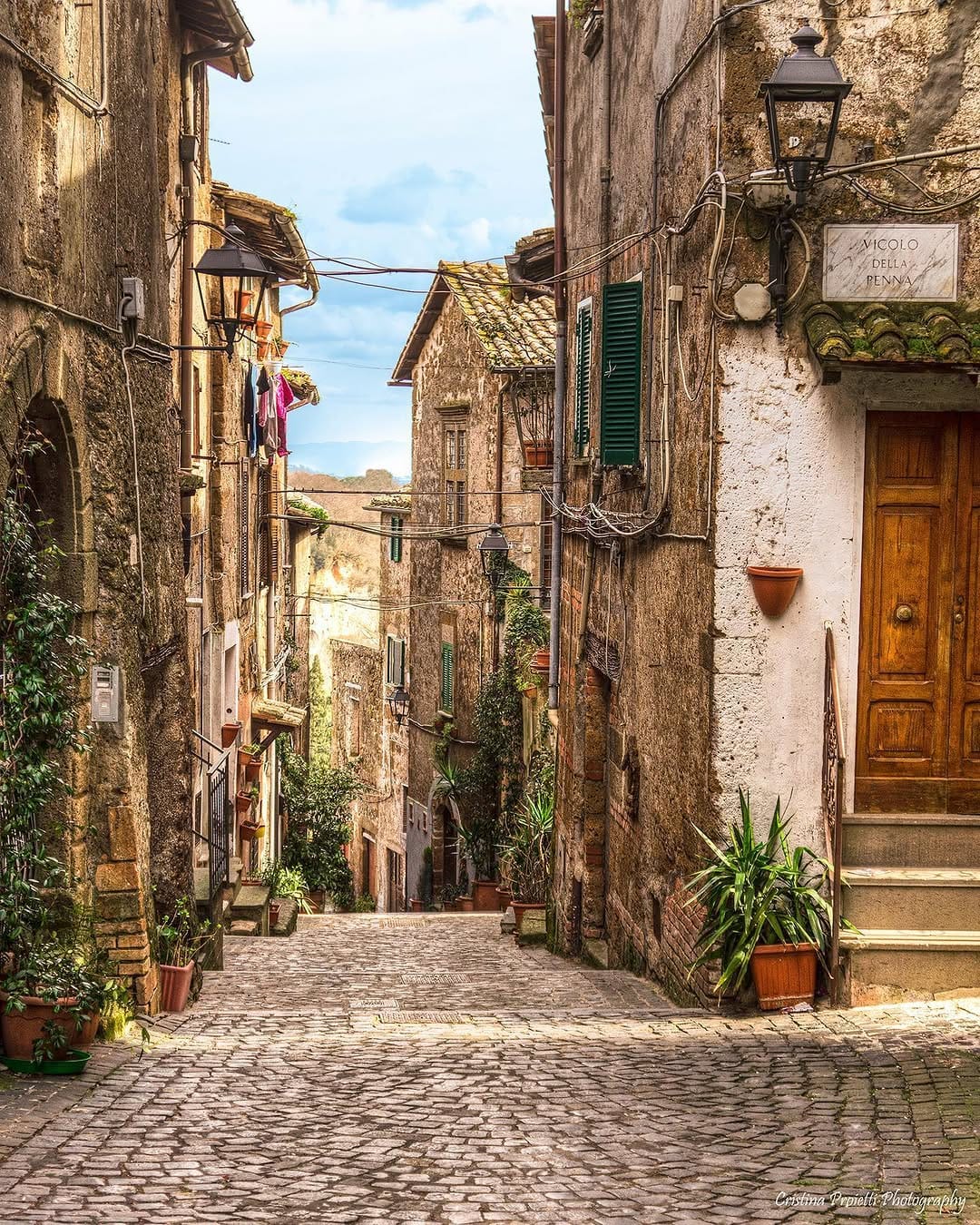 Post 8 by CRISTINA PROIETTI on Instagram (image)