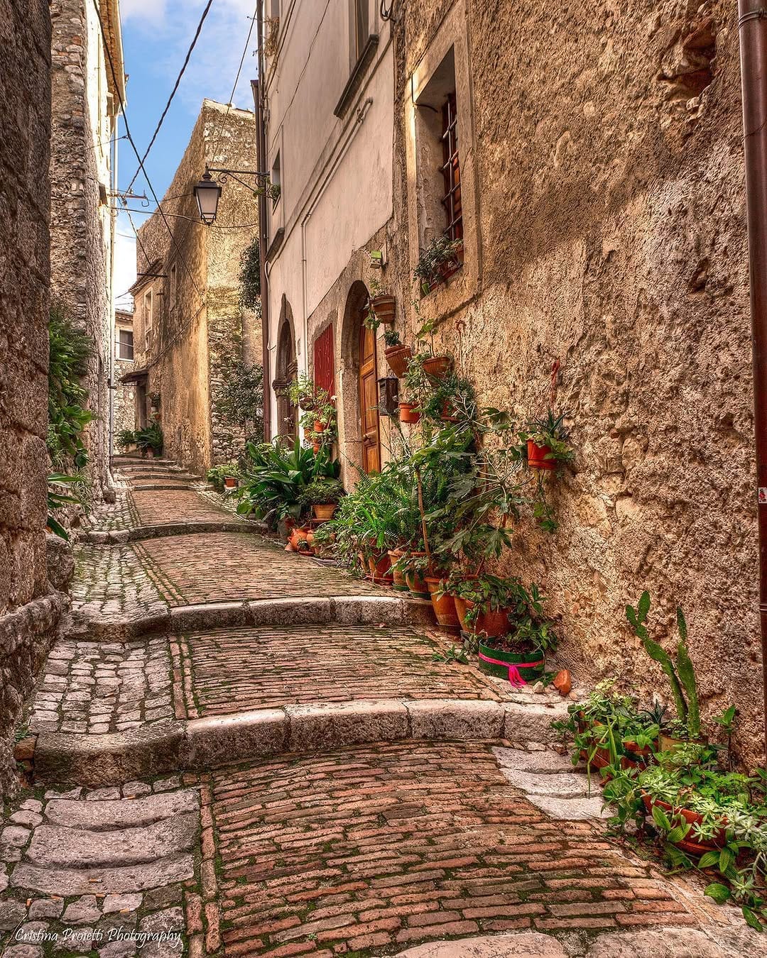 Post 7 by CRISTINA PROIETTI on Instagram (image)