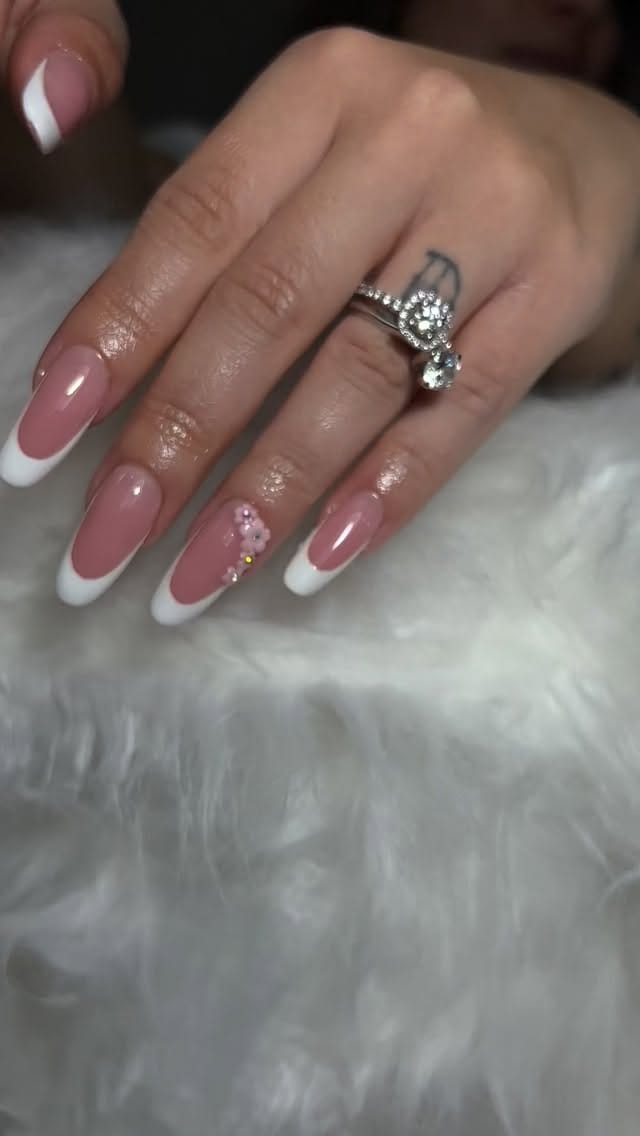 Post 10 by LA BO$$ DELLE UNGHIE💅🏽 on Instagram (video)