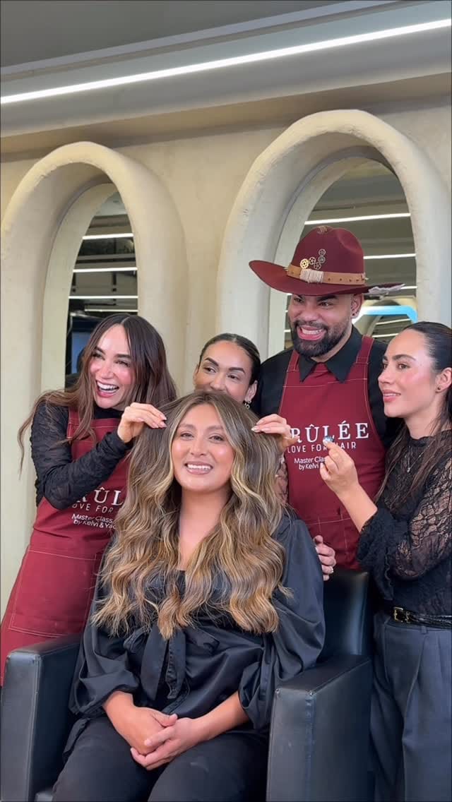 Post 8 by Victorino Carey | Stylist | Beauty | International Educator on Instagram (video)