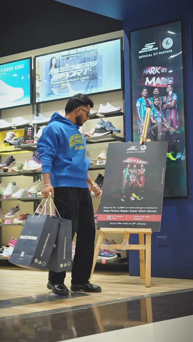 Post 10 by 𝐒𝐡𝐨𝐮𝐯𝐢𝐤 𝐌𝐢𝐭𝐫𝐚 on Instagram (video)