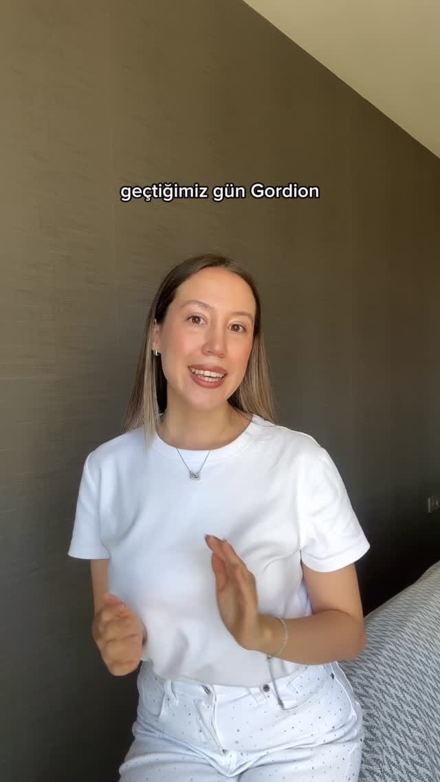 Post 9 by Begüm Özcan on Instagram (video)