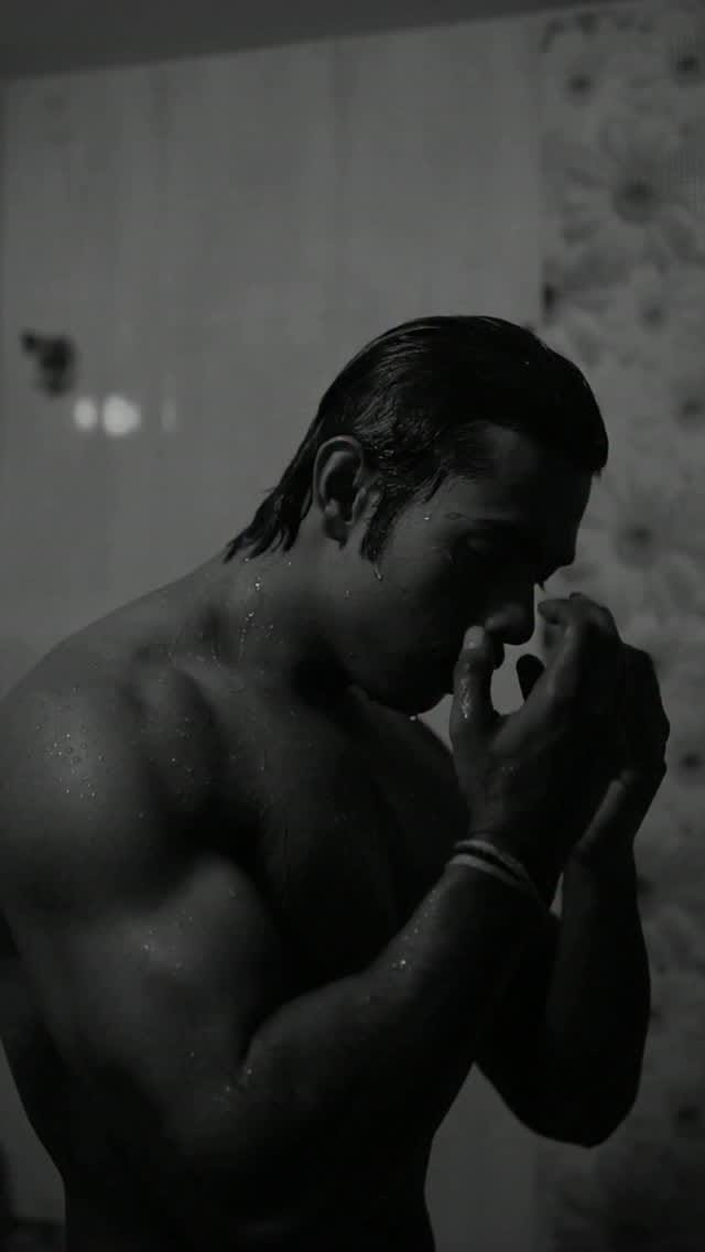 Post 3 by Harsh Singh on Instagram (video)