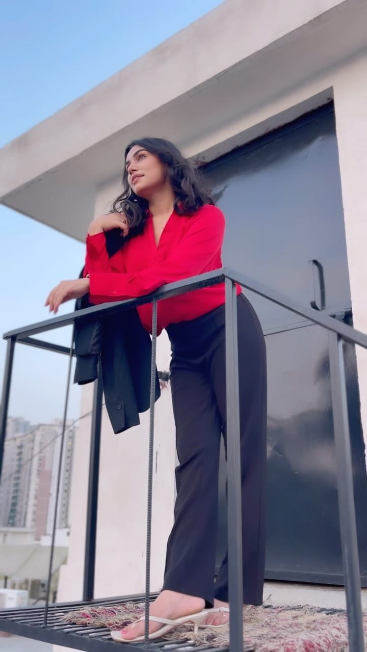 Post 8 by Richa S Chauhan on Instagram (video)