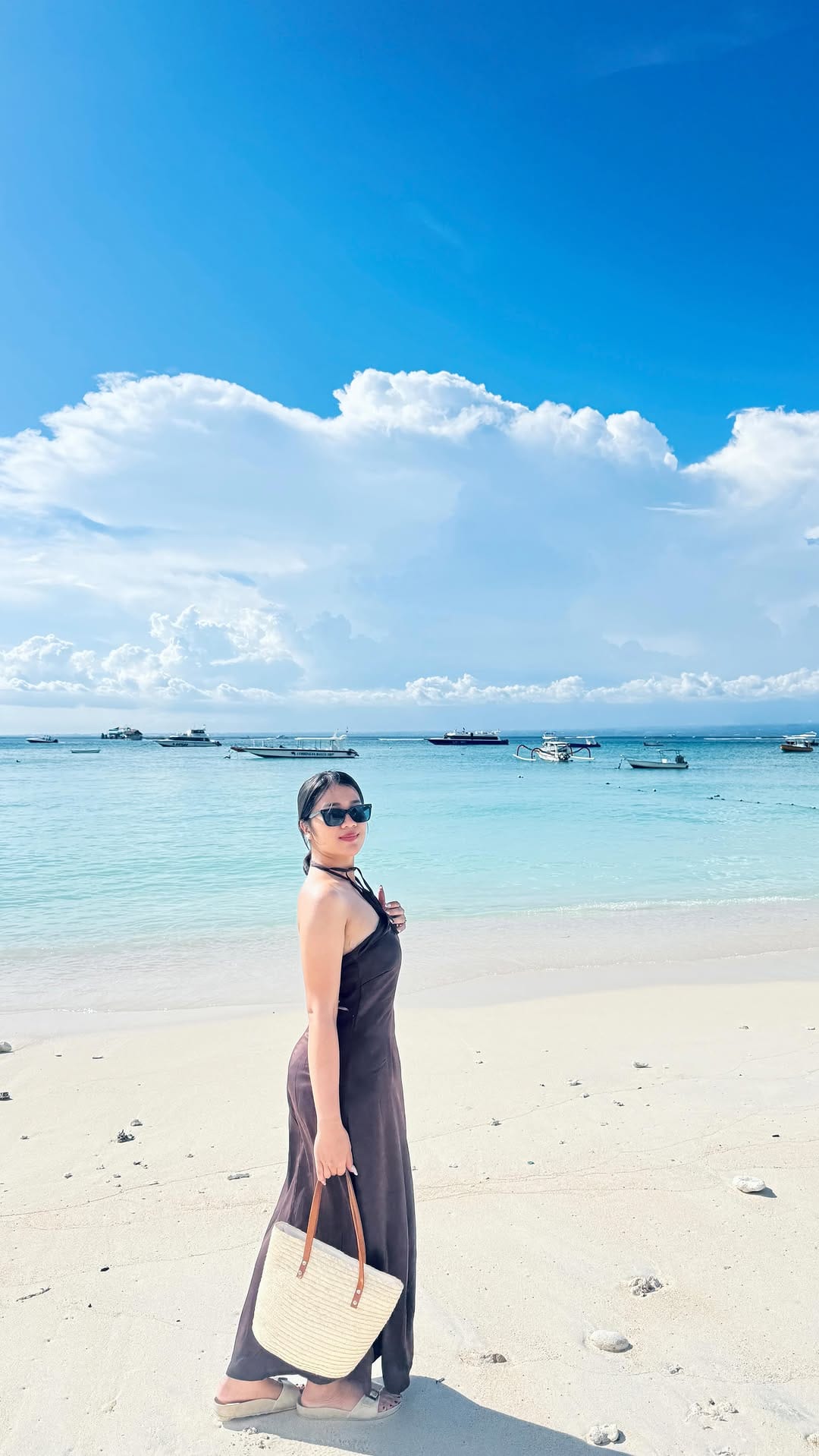 Post 5 by Dwi Eka S. on Instagram (video)