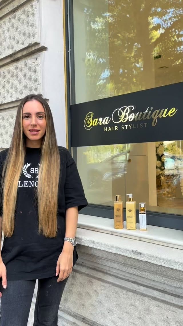 Post 2 by Sara boutique hairstylist on Instagram (video)