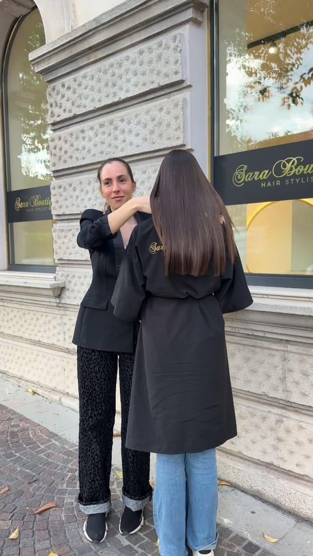 Post 4 by Sara boutique hairstylist on Instagram (video)