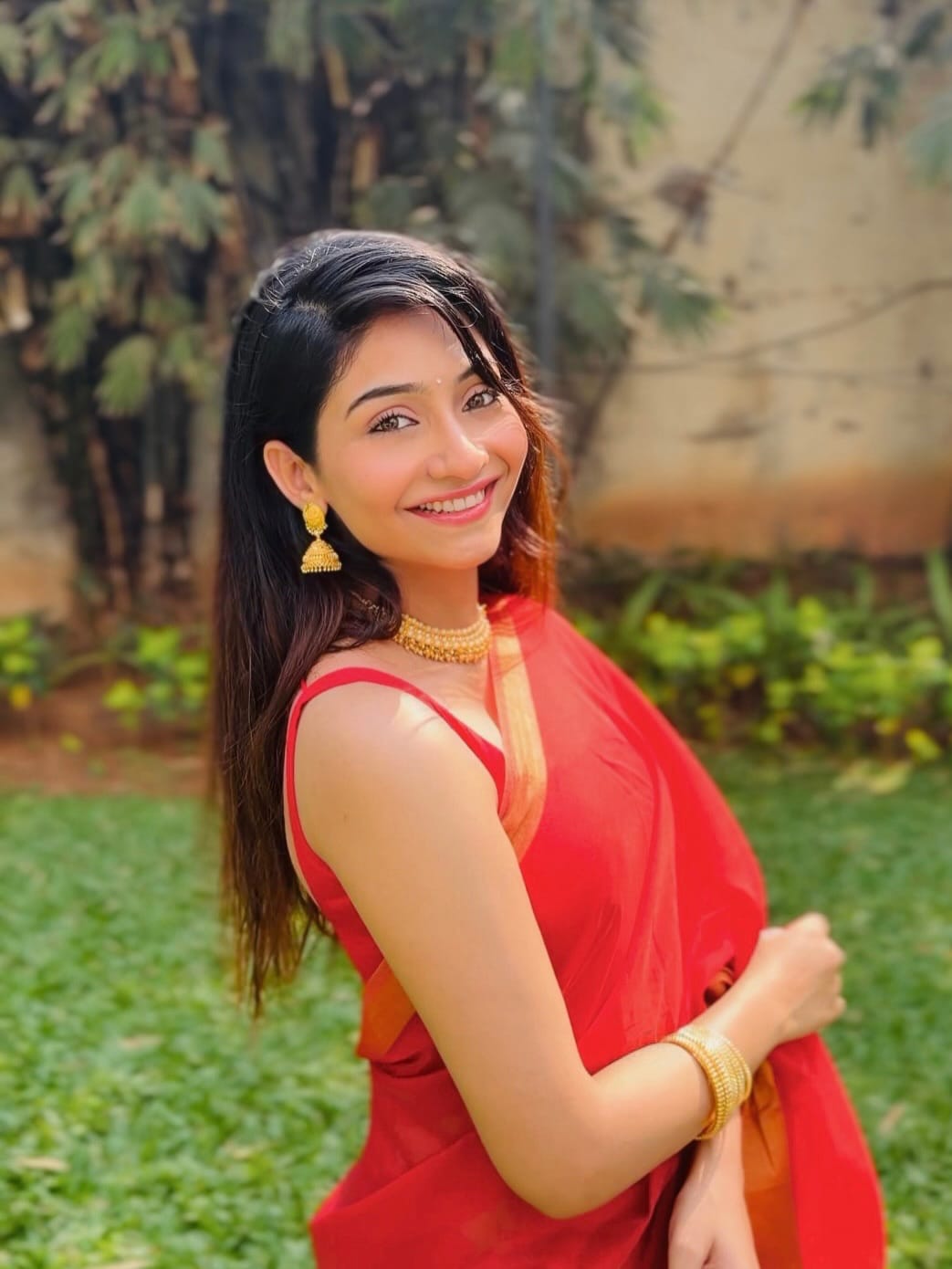 Post 5 by Megha Shetty on Instagram (carousel)