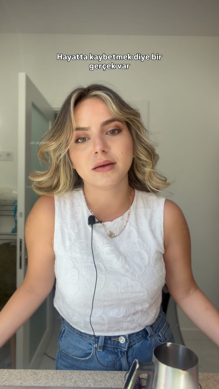Post 2 by Yağmur Daştan on Instagram (video)