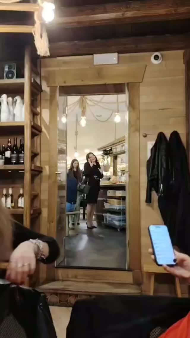 Post 9 by Cecilia Cataldi on Instagram (video)
