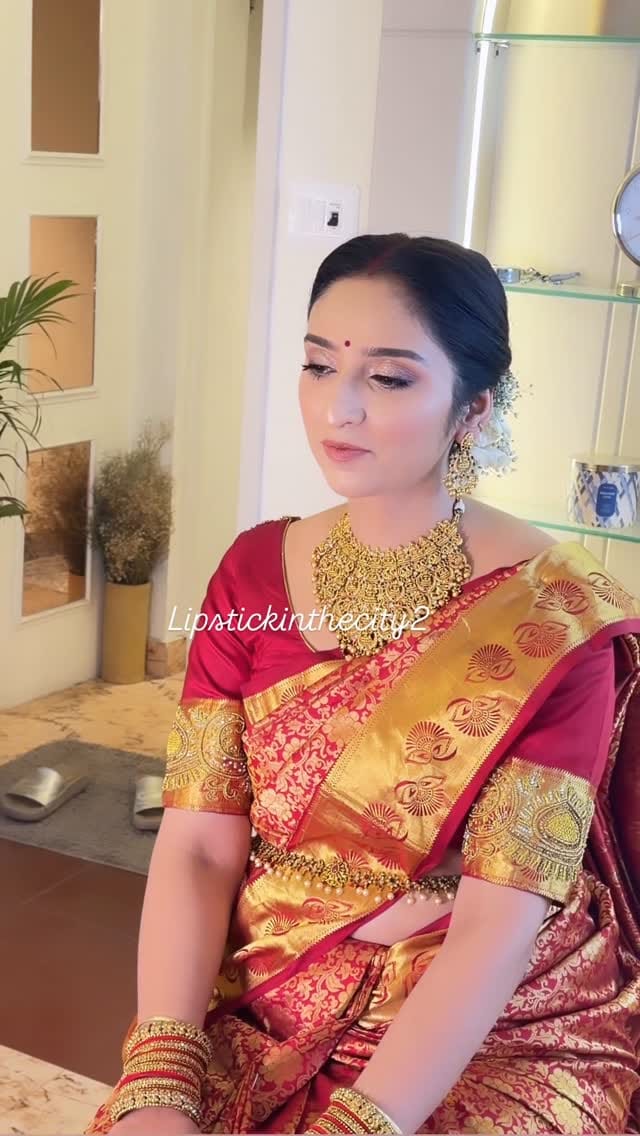 Post 7 by Walia Fatima on Instagram (video)