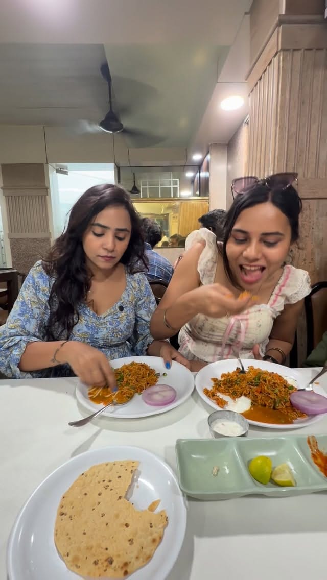 Post 9 by Dimple soni on Instagram (video)