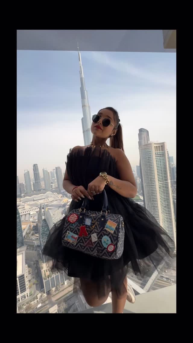 Post 4 by PRAACCHI JAIIN || CONTENT CREATOR on Instagram (video)