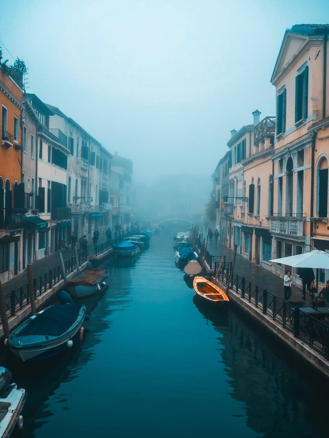 Post 9 by Lorenzo Cinotti on Instagram (image)