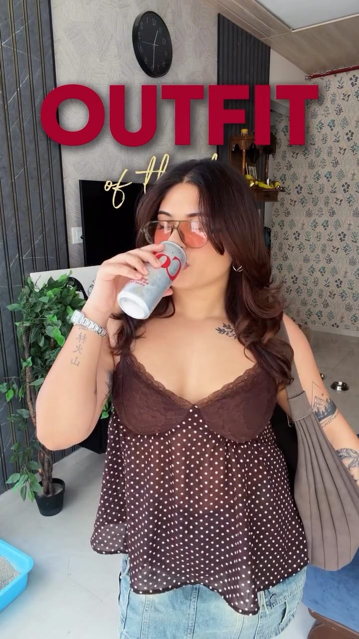 Post 6 by Muskan Roy on Instagram (video)