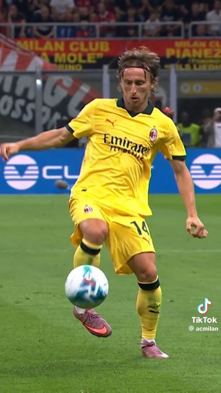 Post 7 by Milano siamo noi on Instagram (video)