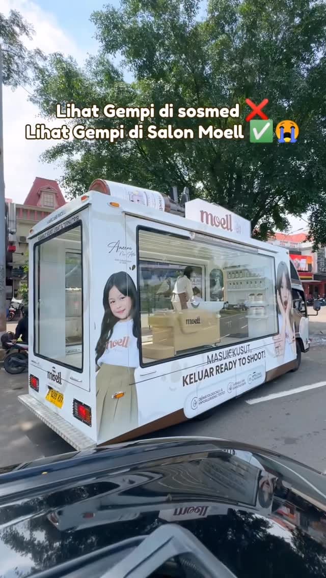 Post 10 by Anak Moell on Instagram (video)