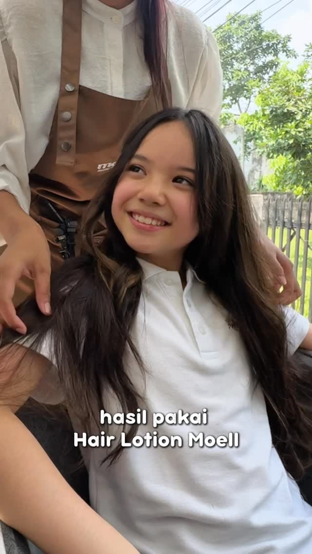 Post 6 by Anak Moell on Instagram (video)