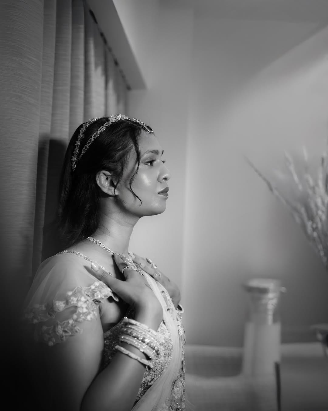 Post 2 by Evania Pannu | Makeup & Hair Artist on Instagram (carousel)