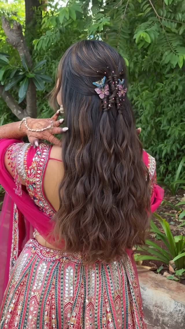 Post 6 by Aayushi Chhajed | Makeup Artist | Hairstylist | Pune on Instagram (video)