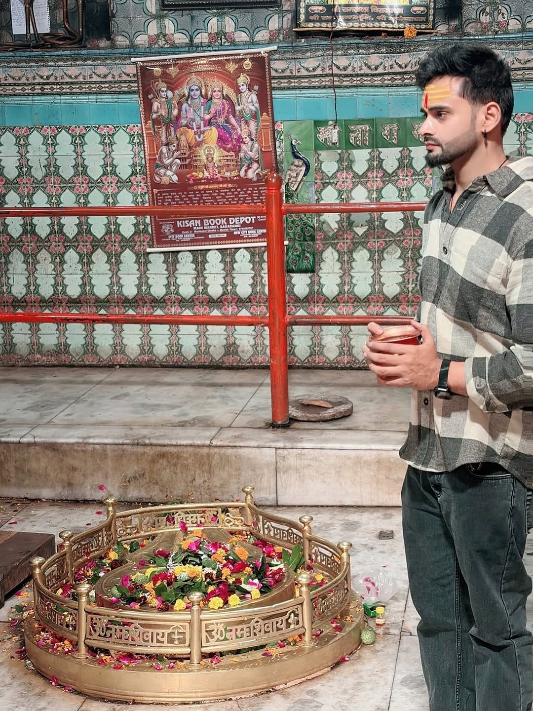 Post 8 by Charmy Prakhar Saxena on Instagram (carousel)