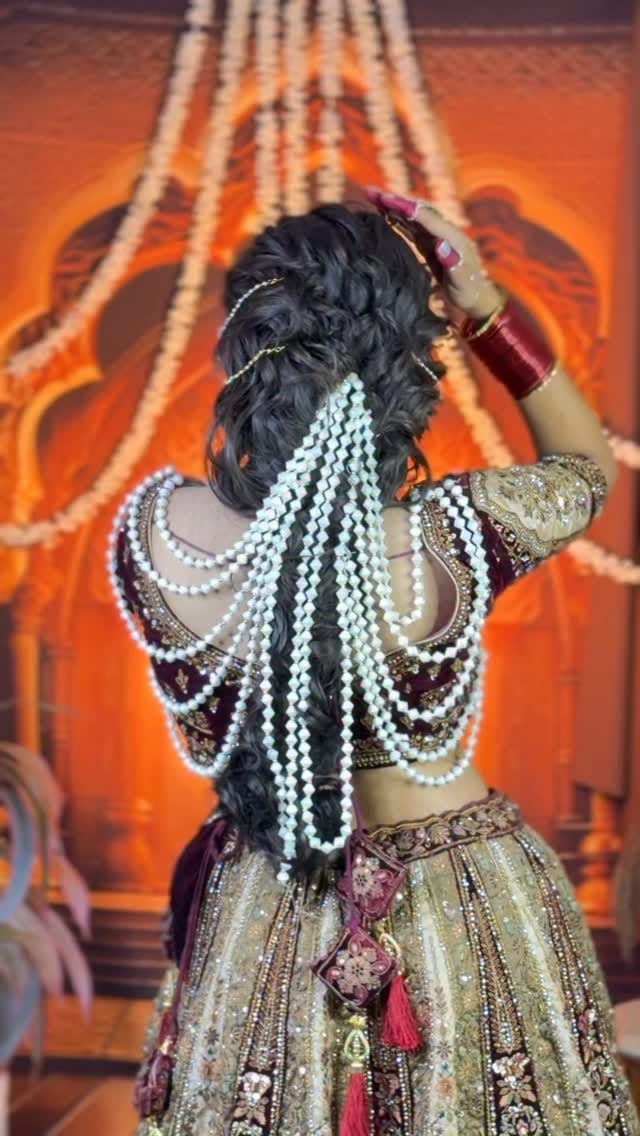 Post 5 by Shreya Jaiswal | Lucknow Bridal Makeup Artist on Instagram (video)