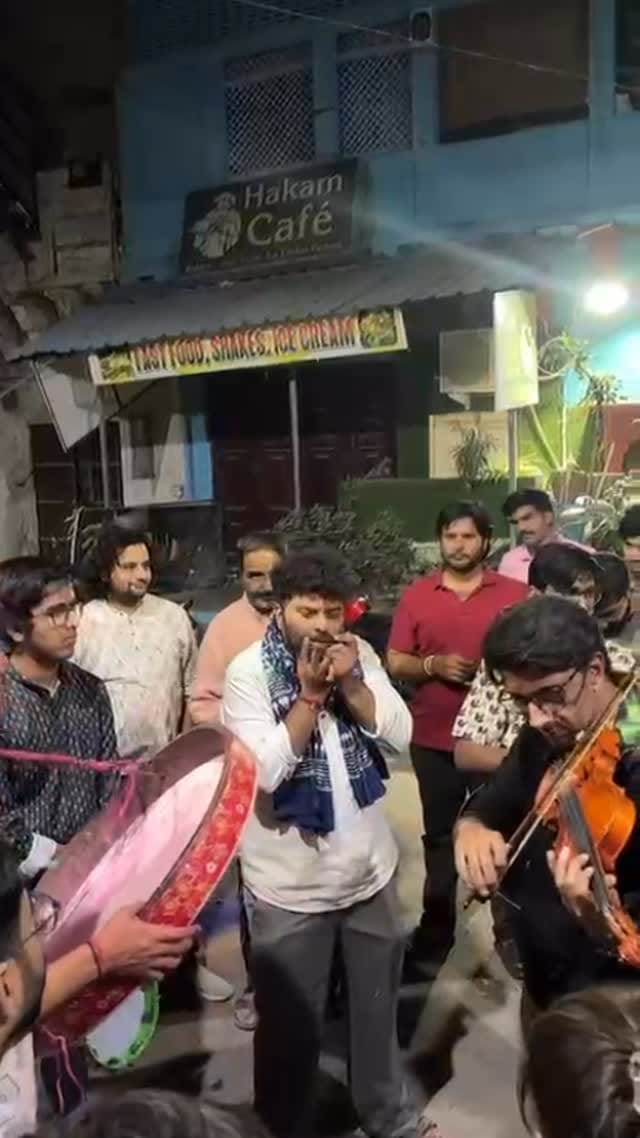 Post 5 by RAHUL BORA IndianBeard🇮🇳 on Instagram (video)