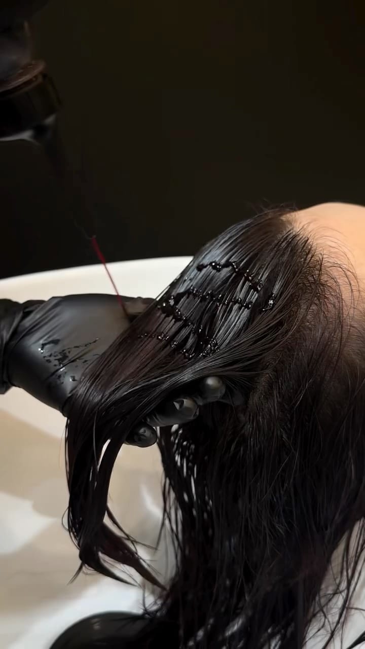 Post 2 by Zazú Salons | Chicago & Naples Hair Salons on Instagram (video)