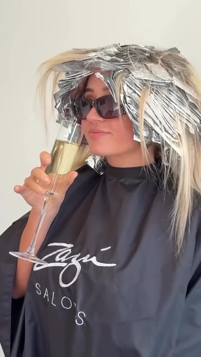 Post 5 by Zazú Salons | Chicago & Naples Hair Salons on Instagram (video)