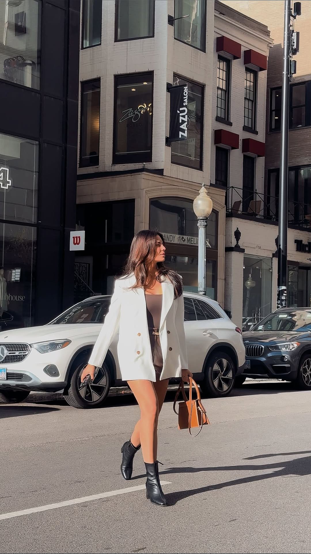 Post 10 by Zazú Salons | Chicago & Naples Hair Salons on Instagram (video)