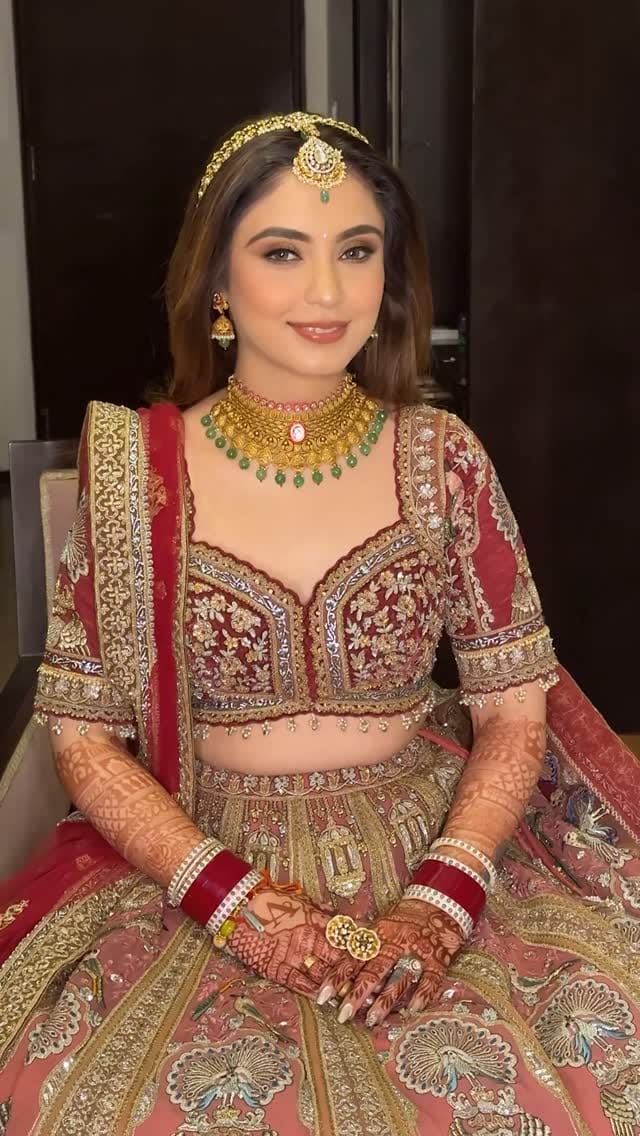 Post 9 by Anshika Rauthan | Makeup Artist on Instagram (video)