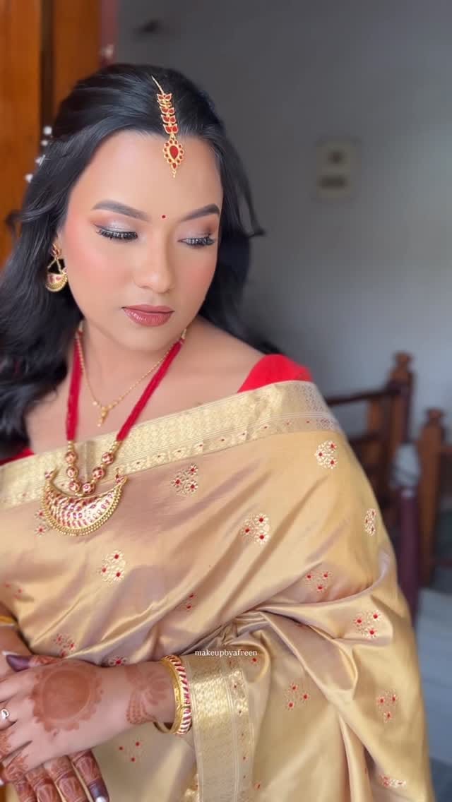 Post 7 by Afreen Hussain | Bridal Makeup Artist | Guwahati on Instagram (video)