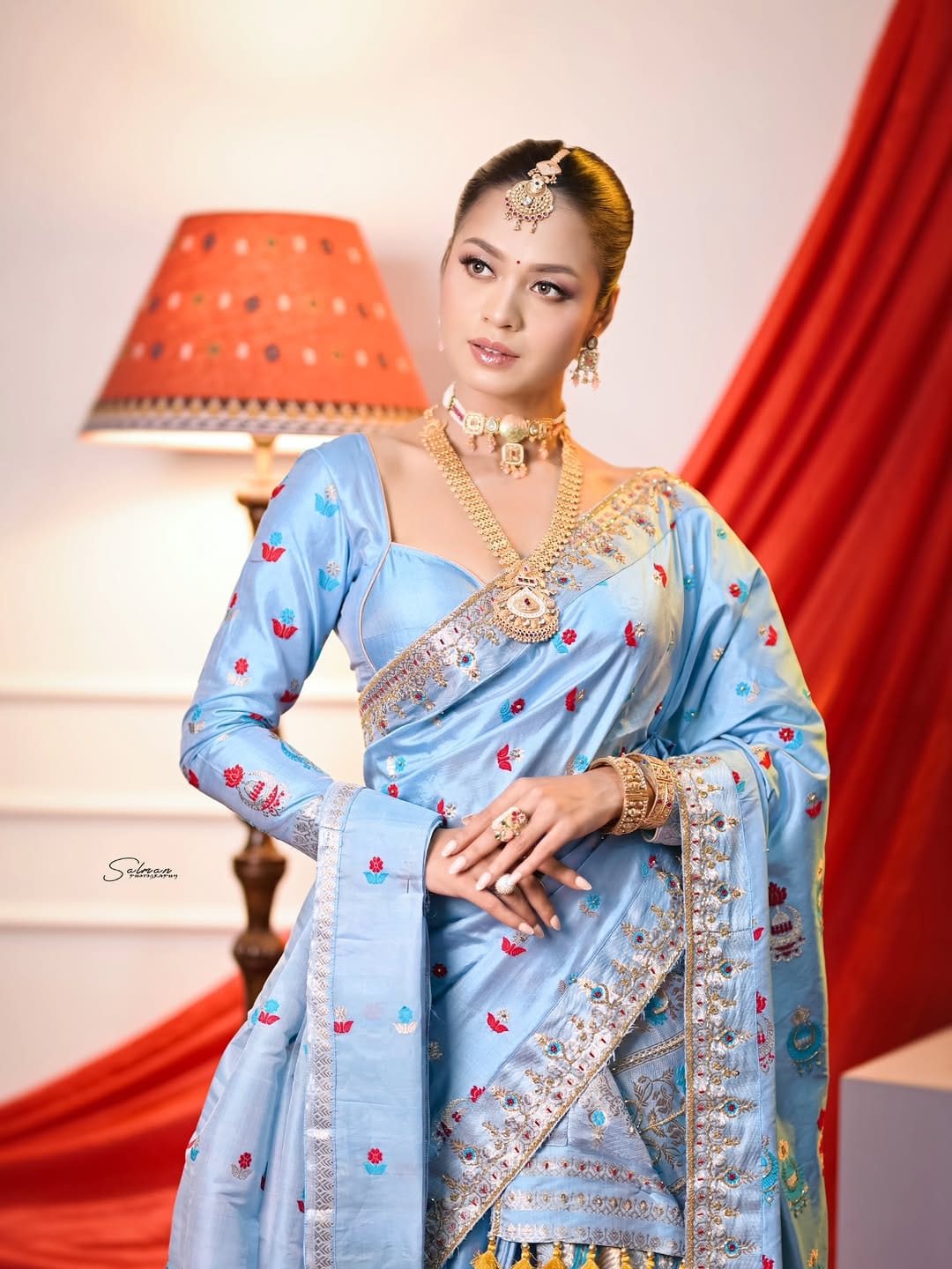 Post 4 by Afreen Hussain | Bridal Makeup Artist | Guwahati on Instagram (carousel)