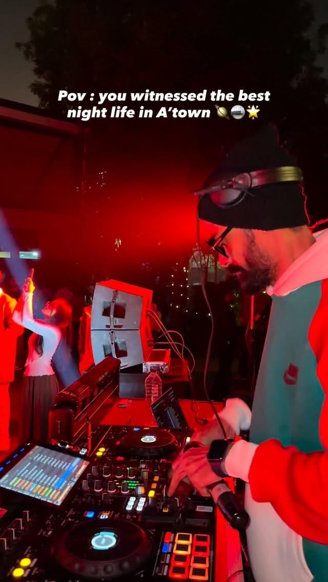 Post 2 by Munit Mohta on Instagram (video)