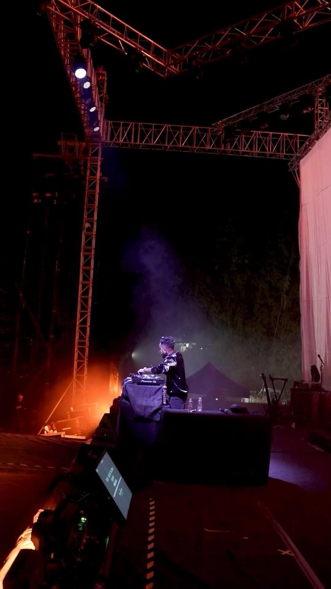 Post 9 by Munit Mohta on Instagram (video)