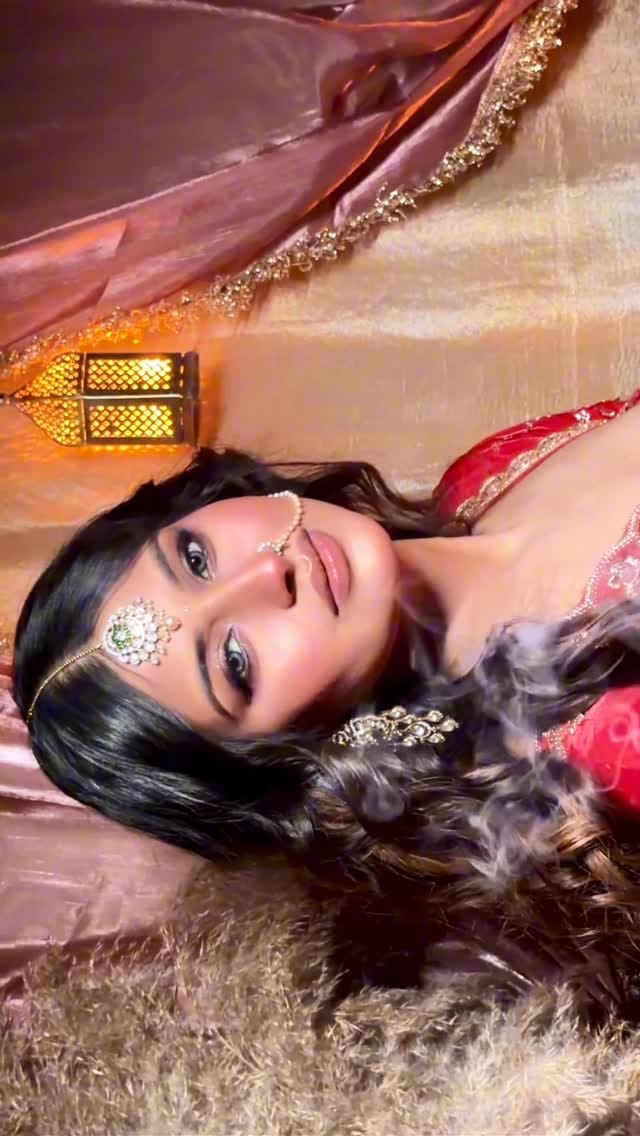 Post 9 by Esha Sharma Makeup on Instagram (video)