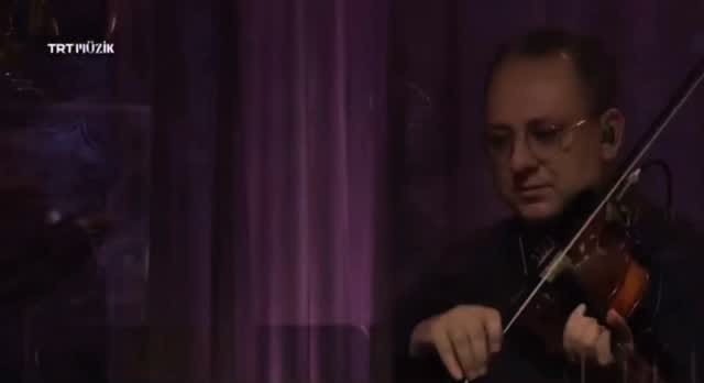 Post 1 by Şennur Dinleyen on Instagram (video)