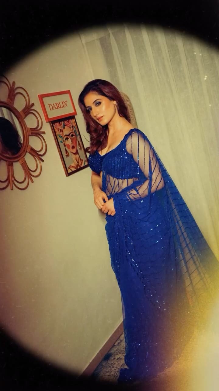 Post 2 by Divyanshi Jain 💄| Celebrity-Bridal Makeup Artist | Mumbai Based on Instagram (video)