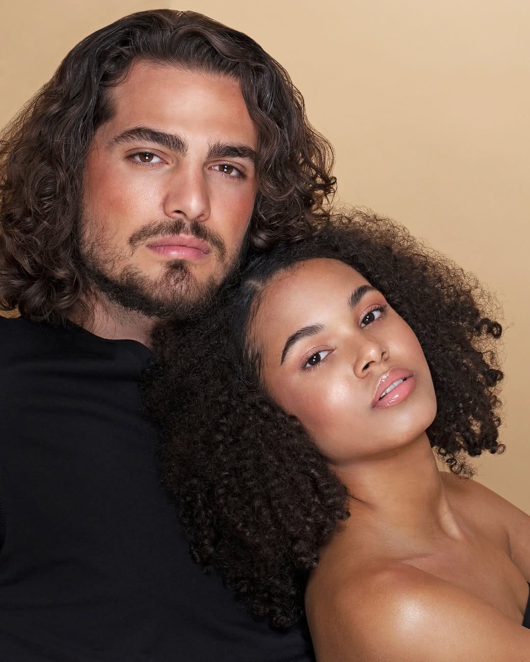 Post 9 by 𝐕𝐚𝐧𝐞𝐬𝐬𝐚 𝐙𝐢𝐥𝐞𝐭𝐭𝐢 𝐂𝐨𝐬𝐦𝐞𝐭𝐢𝐜𝐬 on Instagram (carousel)