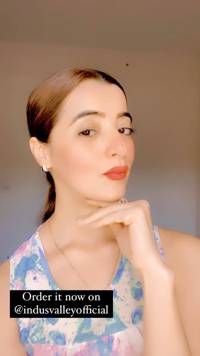 Post 9 by Monica Rajiv Solanki on Instagram (video)